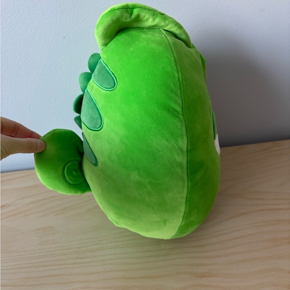 Disney Squishmallows Pascal from Tangled Green Plush 🦎 - Picture 6 of 7